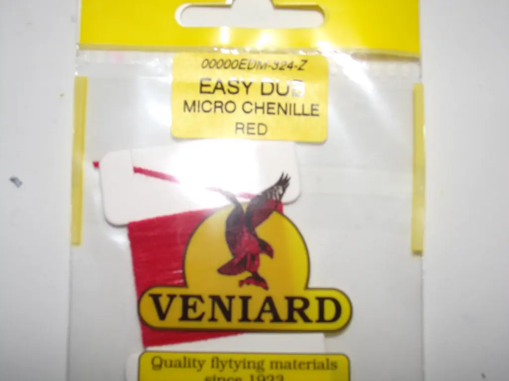 [5056304612710] Easy Dub Micro Chenille (Red)